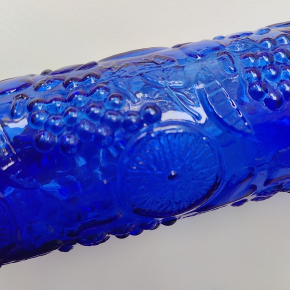 Vintage (80s or 90s) tall Cobalt Blue 💙 Glass Canister with hinged lid - Picture 13 of 14